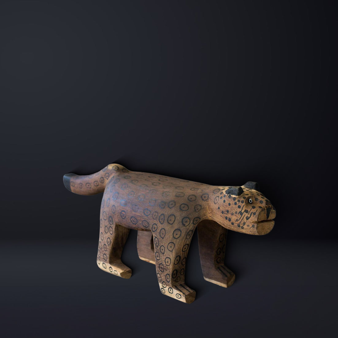 Indigenous Jaguar Wooden Bench - Waujá Ethnicity