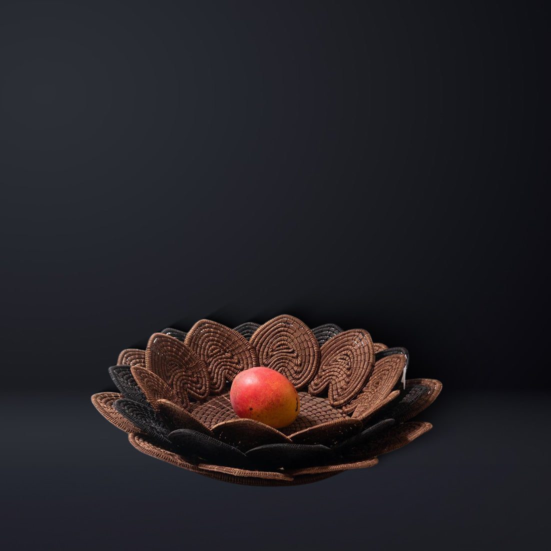 Petal Fruit Bowl in Natural Piaçava Fiber - Sergio J. Matos