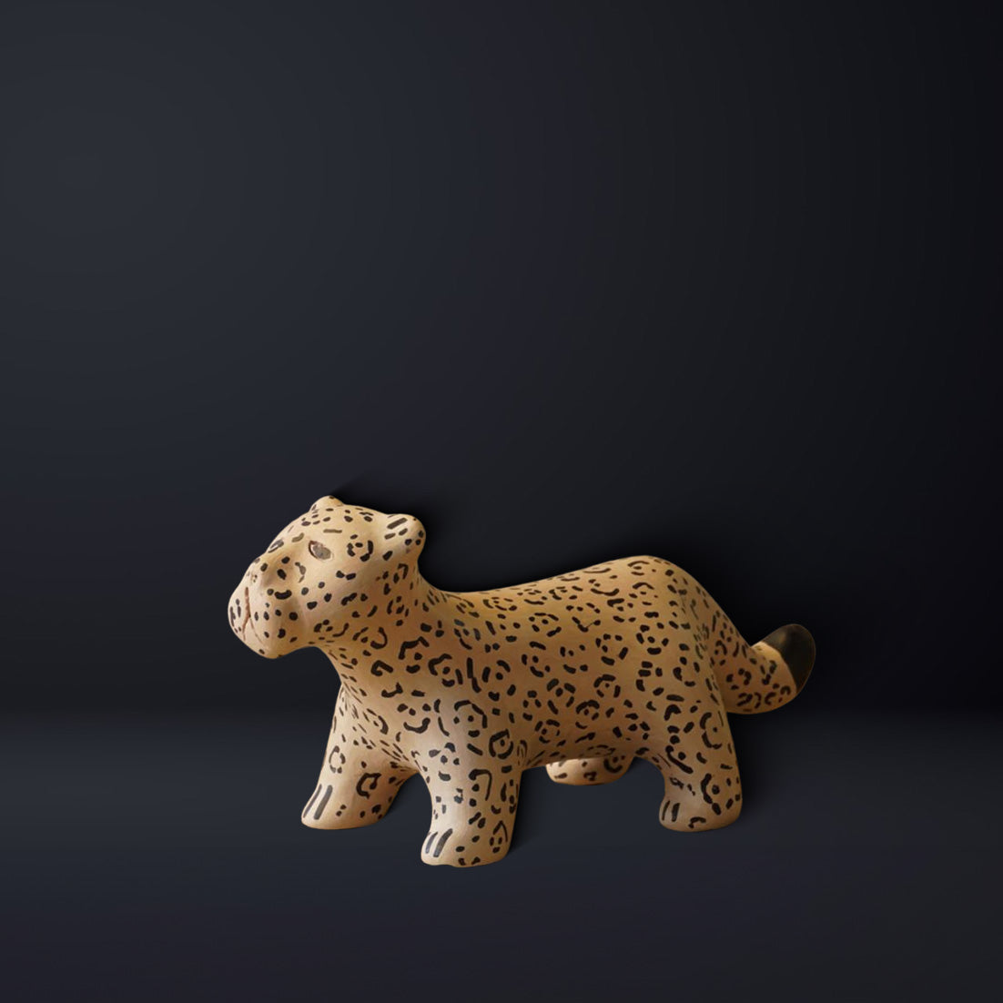 Indigenous Ceramic Jaguar - Waujá Ethnicity