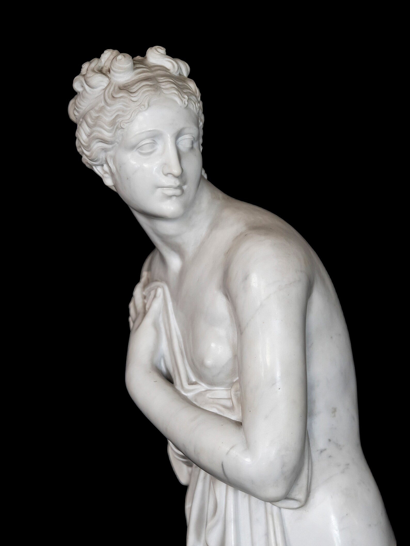 1900's Venus Italica Carrara marble sculpture by Antonio Canova